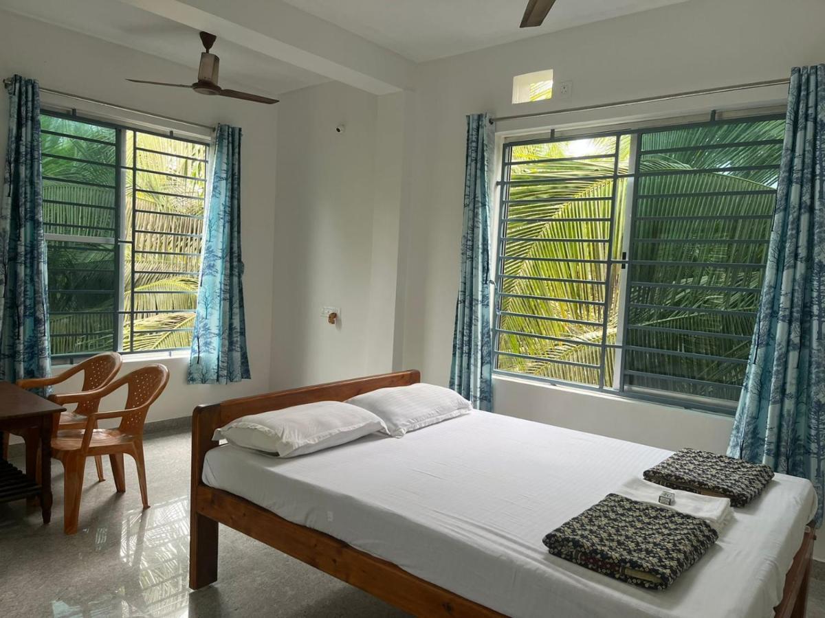Surya Beach Café&Stay Gokarna  Exterior foto